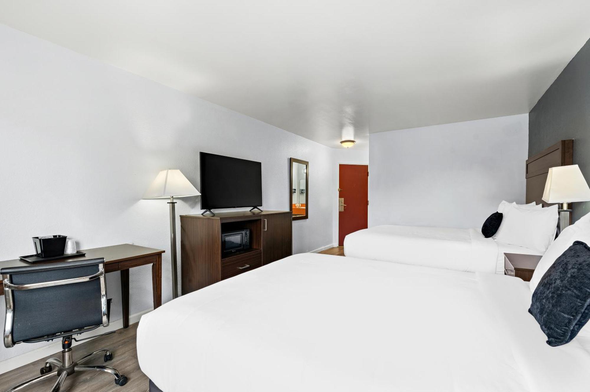 Red Lion Inn & Suites Yakima Esterno foto